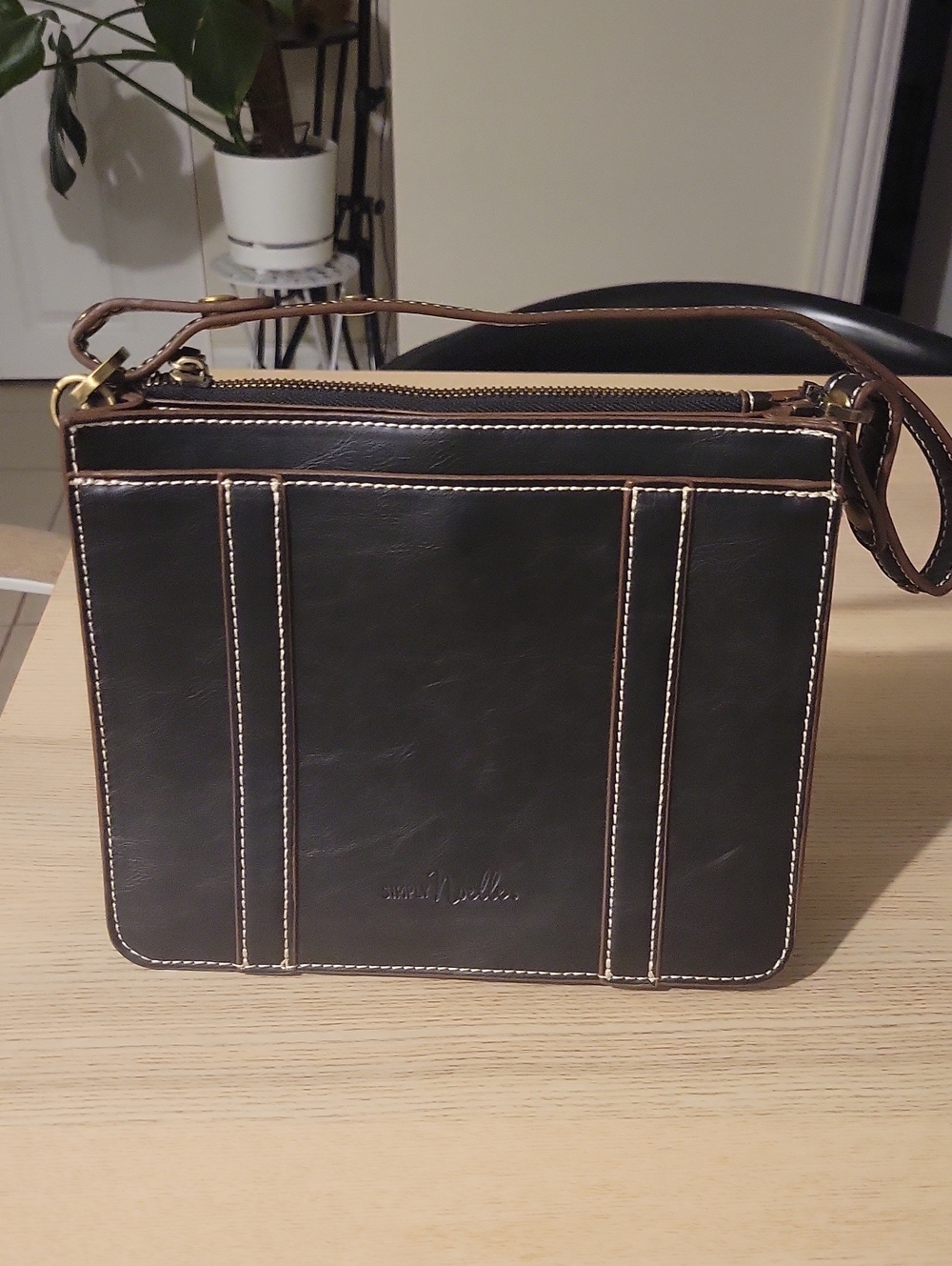 Simply Noelle Dark Brown Leather Messenger Crossbody
